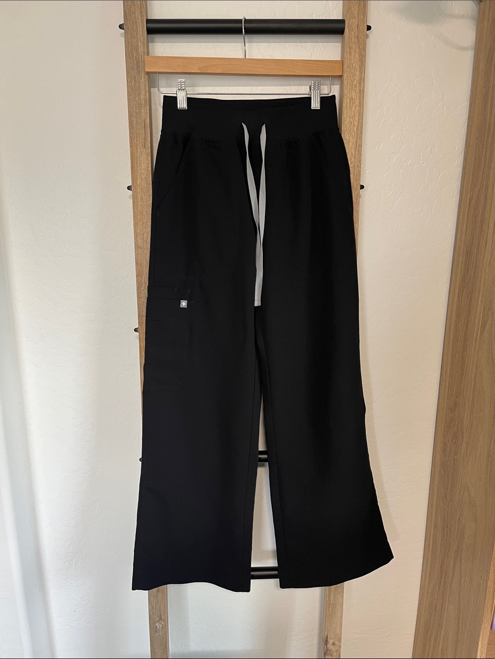 Figs Black Wide-Leg Scrub Pants with Drawstring Waist XSP